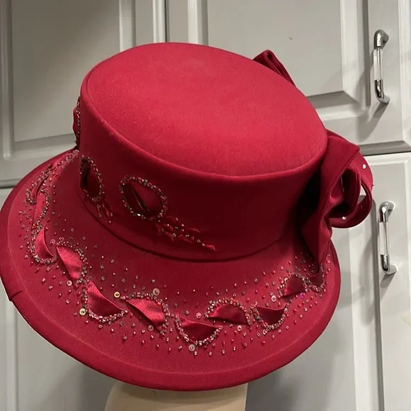 Ben Marc International Elegant Red Women display picture 3